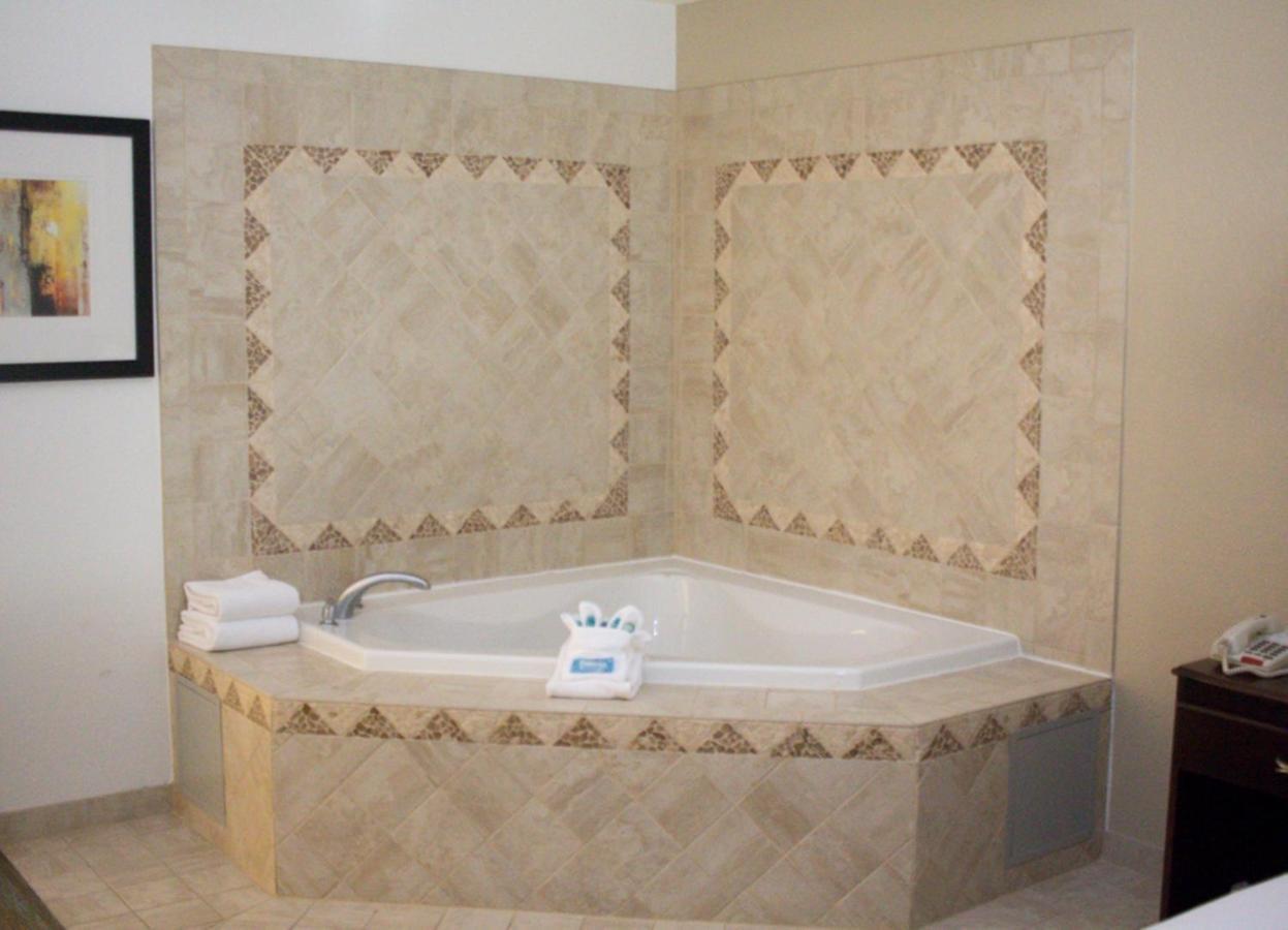 Holiday Inn Express West Jefferson By Ihg Luaran gambar
