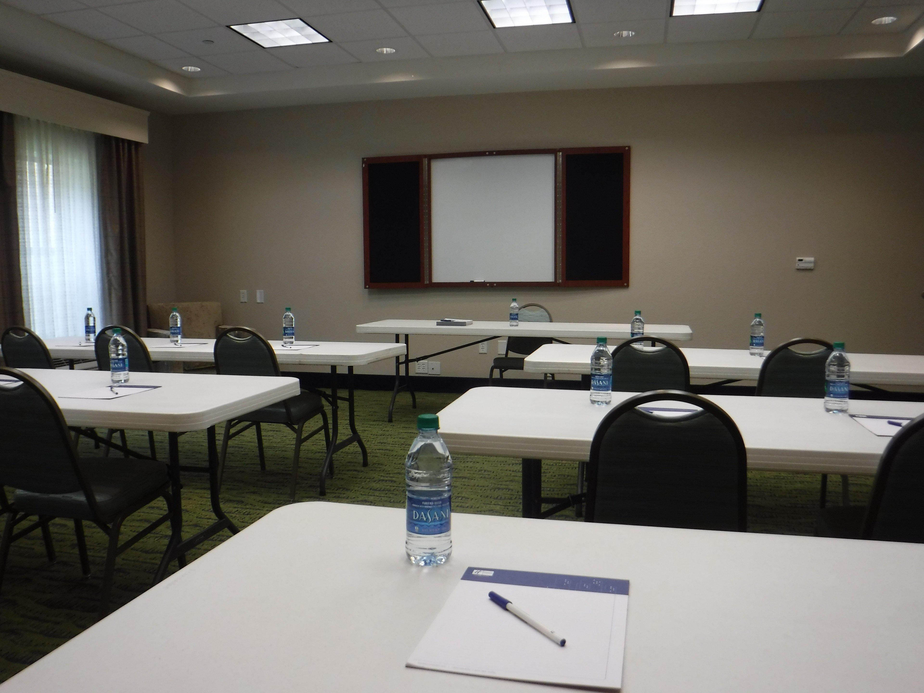 Holiday Inn Express West Jefferson By Ihg Luaran gambar