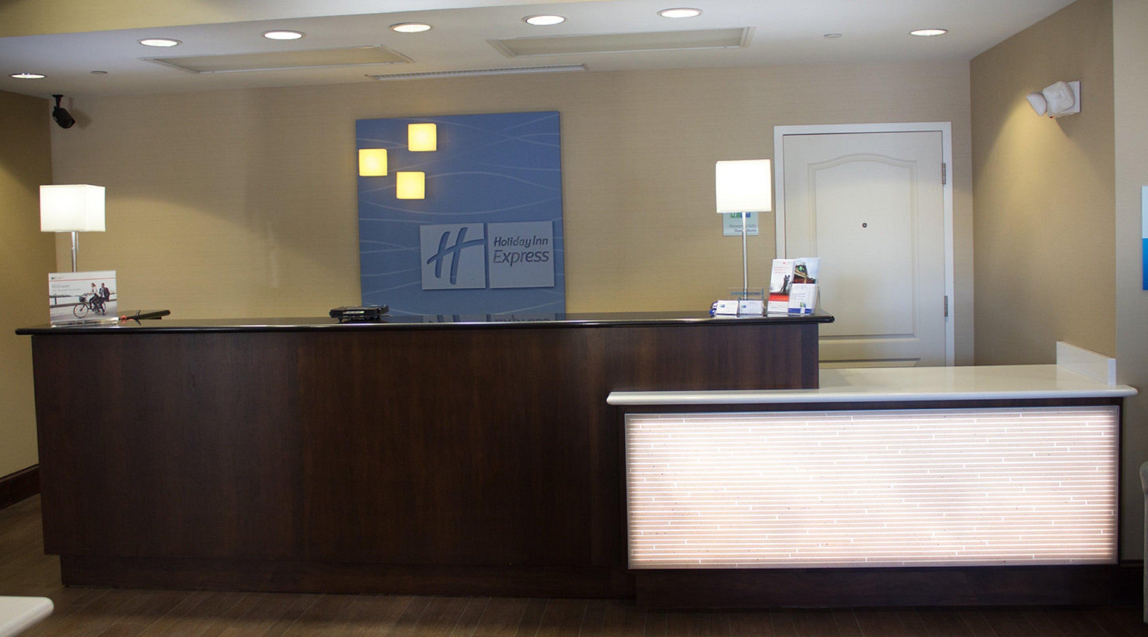 Holiday Inn Express West Jefferson By Ihg Luaran gambar