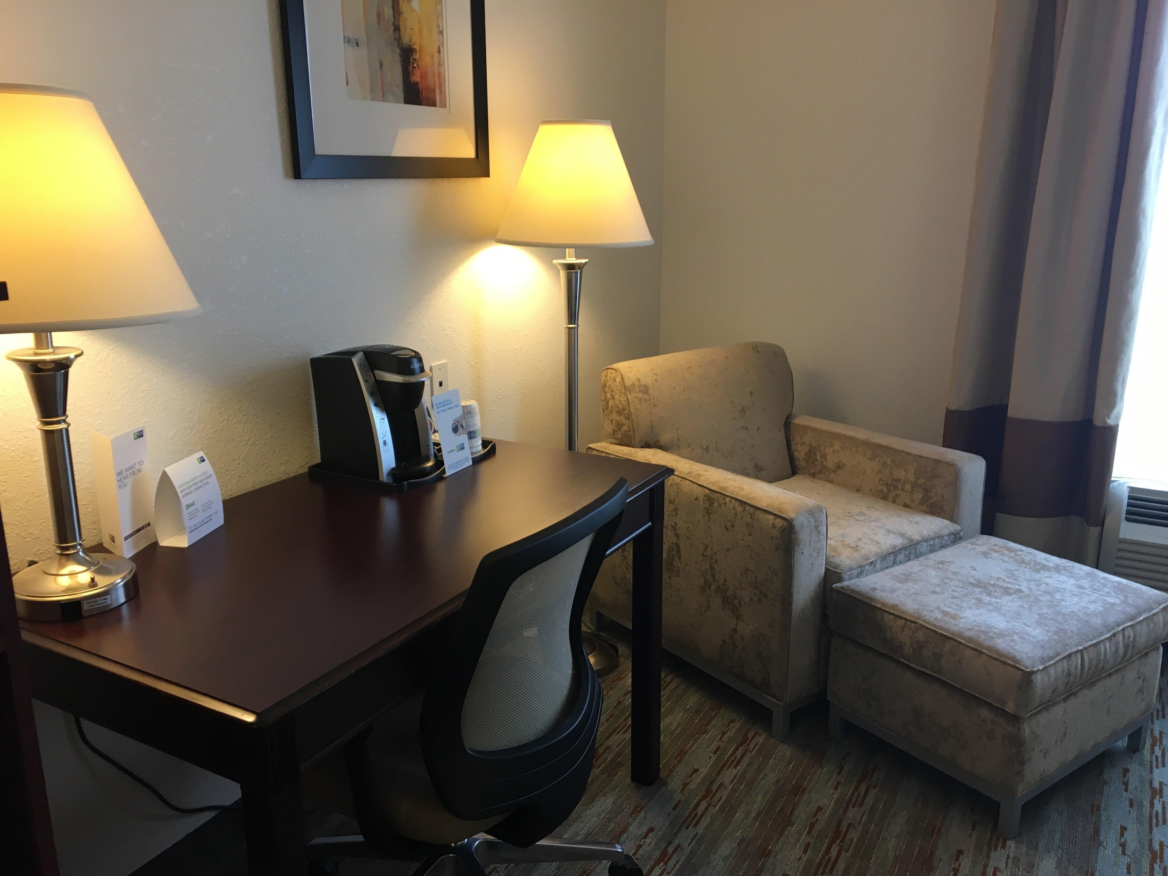 Holiday Inn Express West Jefferson By Ihg Luaran gambar