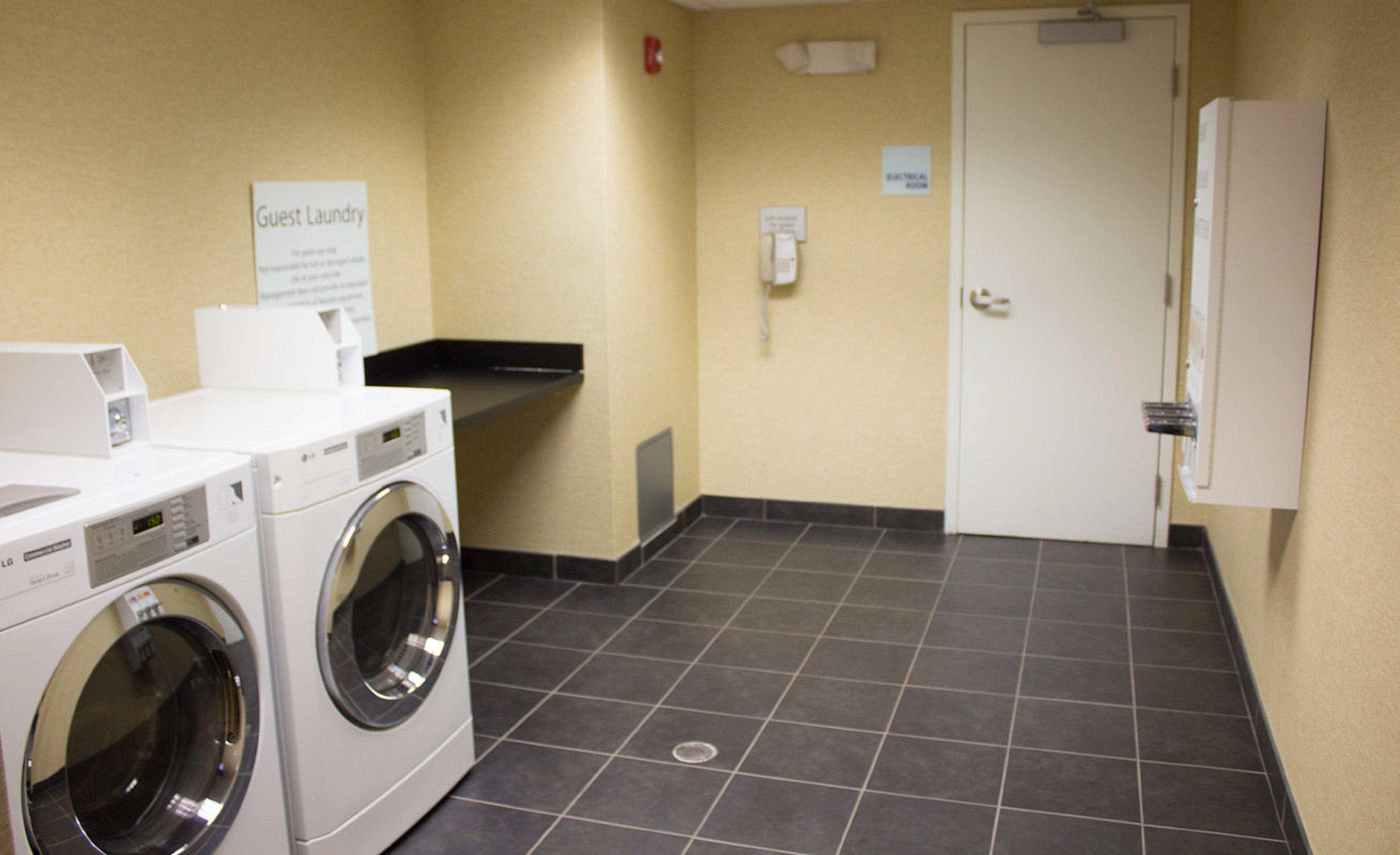 Holiday Inn Express West Jefferson By Ihg Luaran gambar