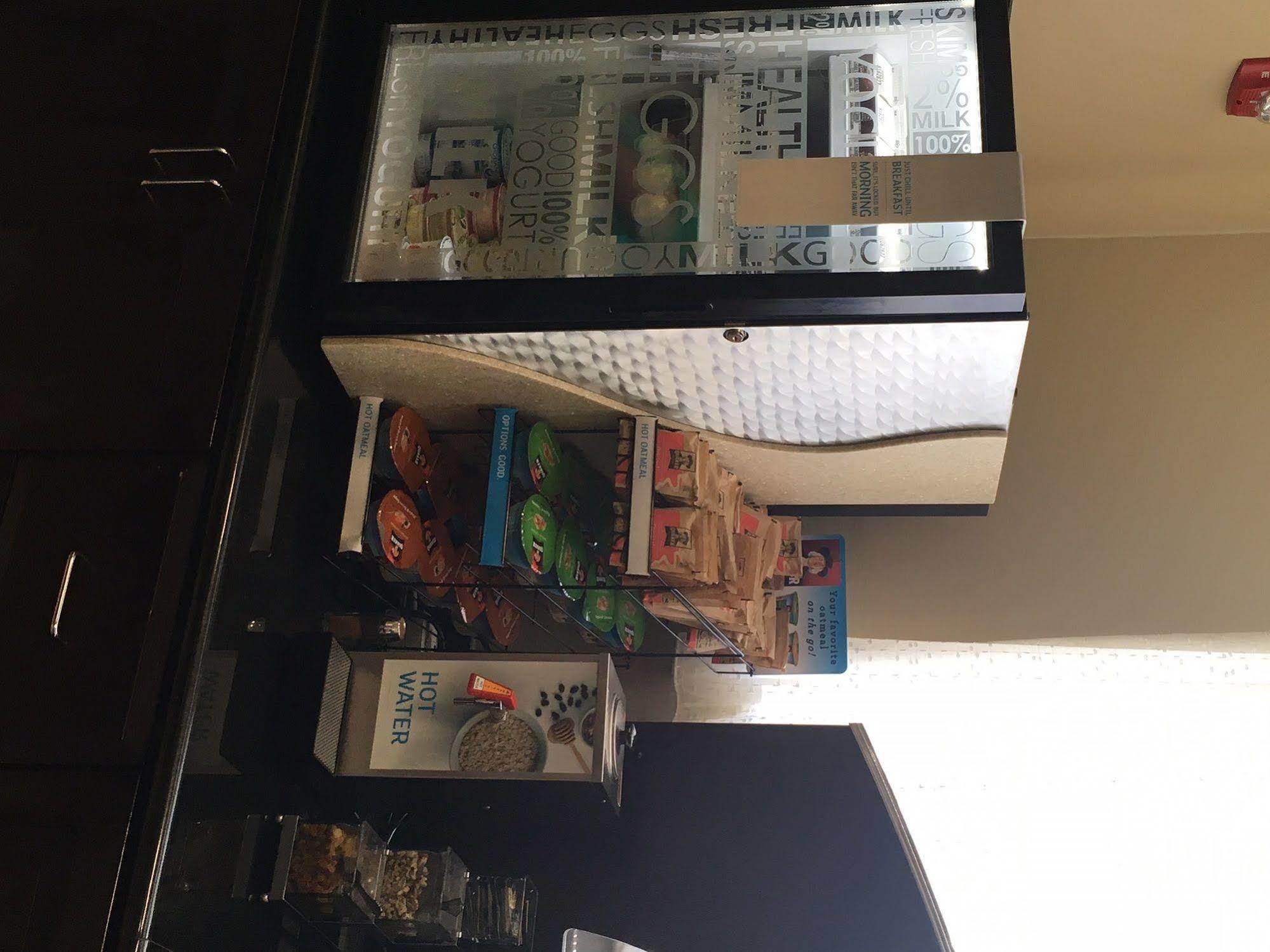 Holiday Inn Express West Jefferson By Ihg Luaran gambar