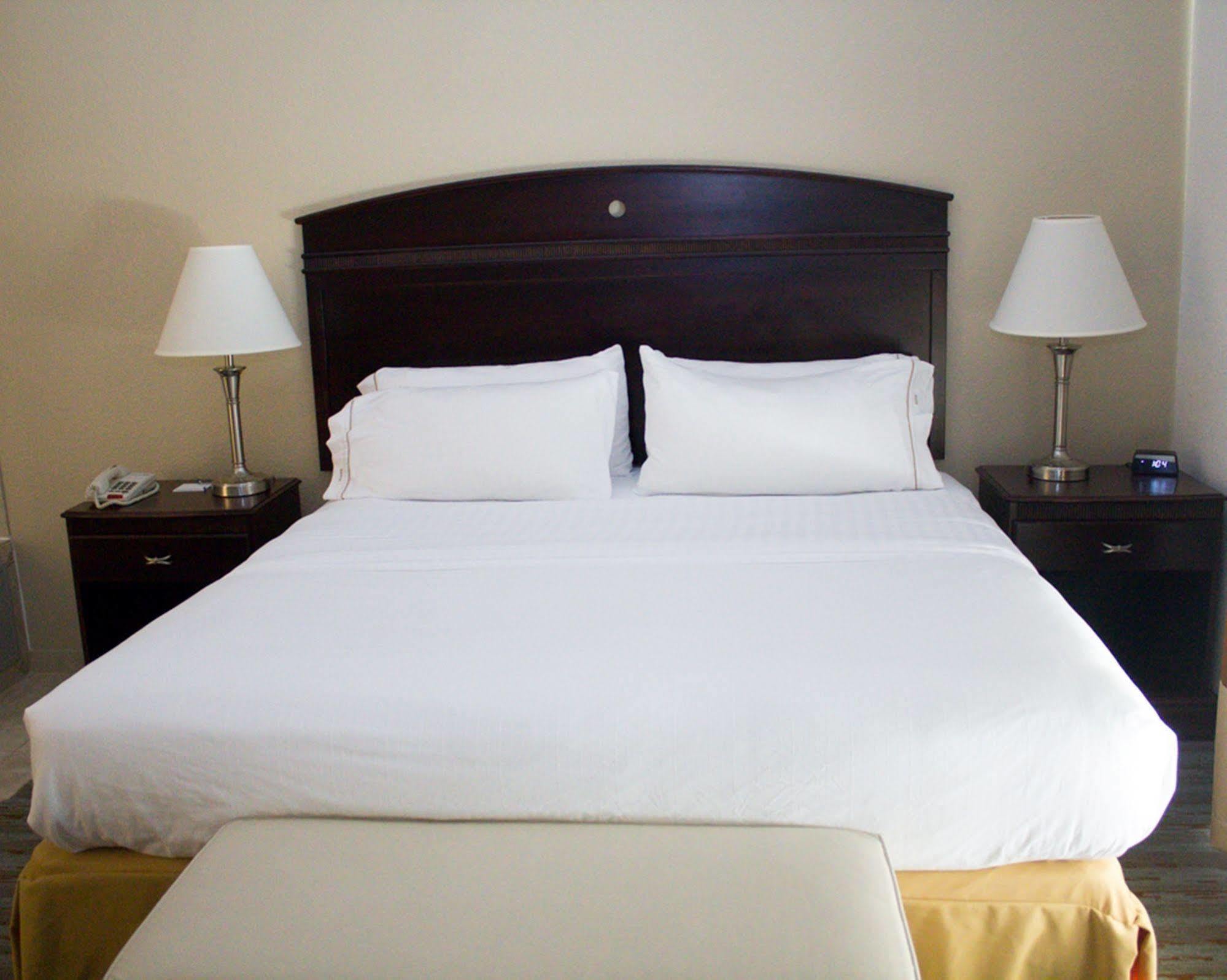 Holiday Inn Express West Jefferson By Ihg Luaran gambar